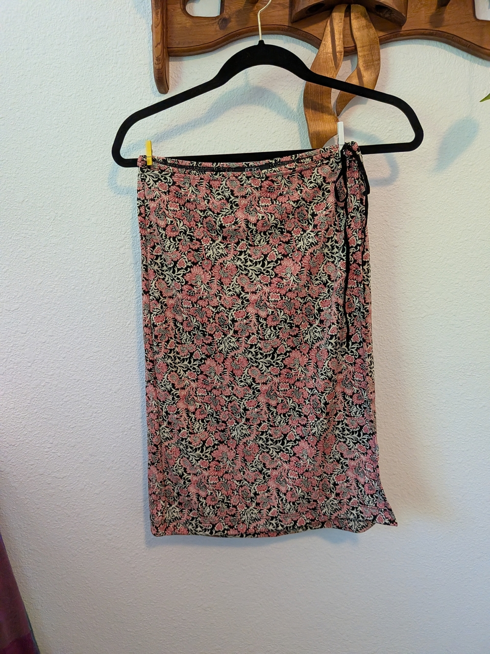 BCBGMaxAzria Coral and Black Floral Wrap Skirt